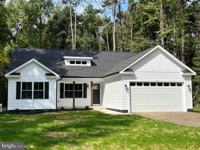 633 SHOREWOOD DR, Colonial Beach, VA 22443