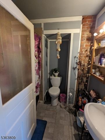 67 Mercer St, Phillipsburg Town, NJ 08865