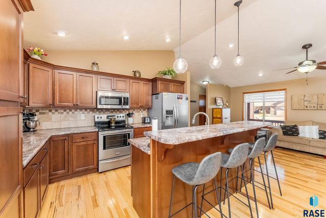 5416 Westwind Ave S Avenue S, Sioux Falls, SD 57108