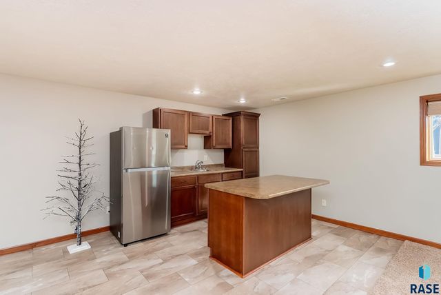 5416 Westwind Ave S Avenue S, Sioux Falls, SD 57108