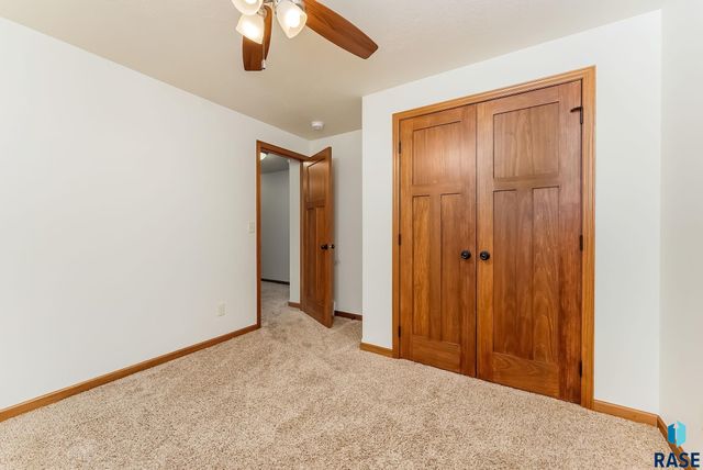 5416 Westwind Ave S Avenue S, Sioux Falls, SD 57108