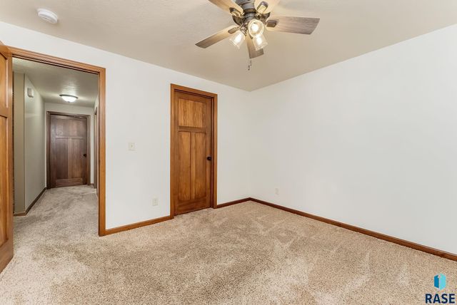 5416 Westwind Ave S Avenue S, Sioux Falls, SD 57108