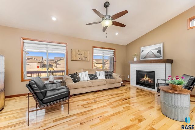 5416 Westwind Ave S Avenue S, Sioux Falls, SD 57108