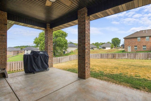 1215 W Sage Court, Springfield, MO 65810