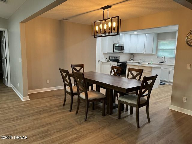 595 Andrews Street, Ormond Beach, FL 32174