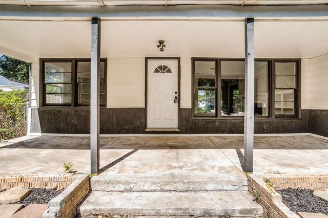 1713 N Green St, Wichita, KS 67214