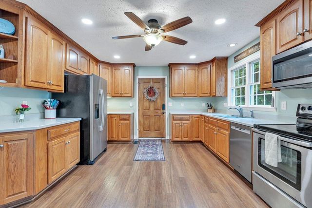 1254 Riverbend DR, Rocky Mount, VA 24151