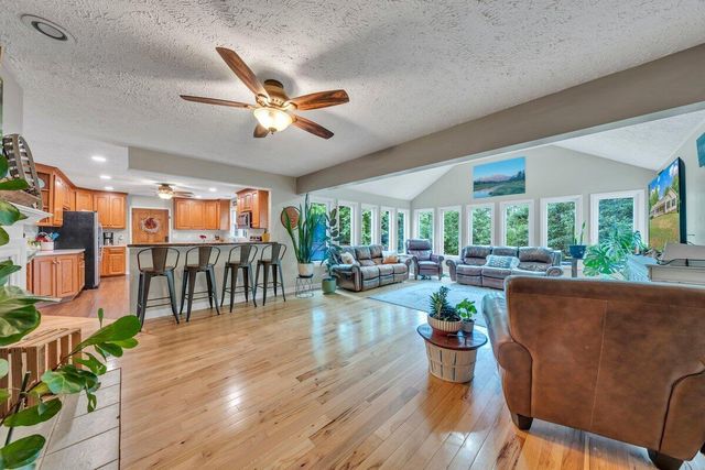 1254 Riverbend DR, Rocky Mount, VA 24151