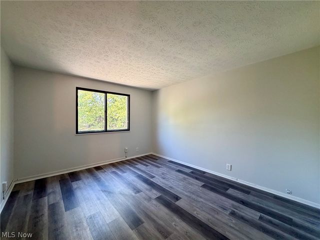 1651 Mentor Avenue 2001, Painesville, OH 44077