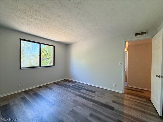 1651 Mentor Avenue 2001, Painesville, OH 44077