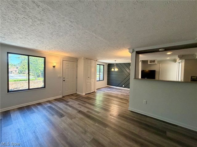 1651 Mentor Avenue 2001, Painesville, OH 44077
