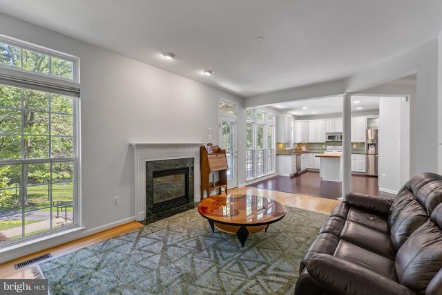 113 SUMMER WALK DR, Gaithersburg, MD 20878