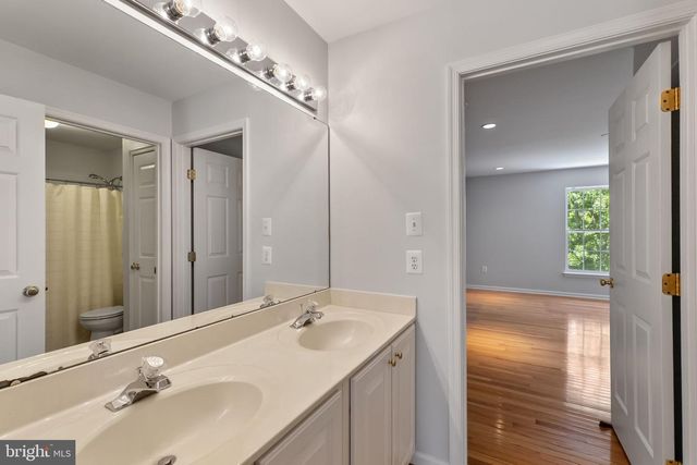 113 SUMMER WALK DR, Gaithersburg, MD 20878