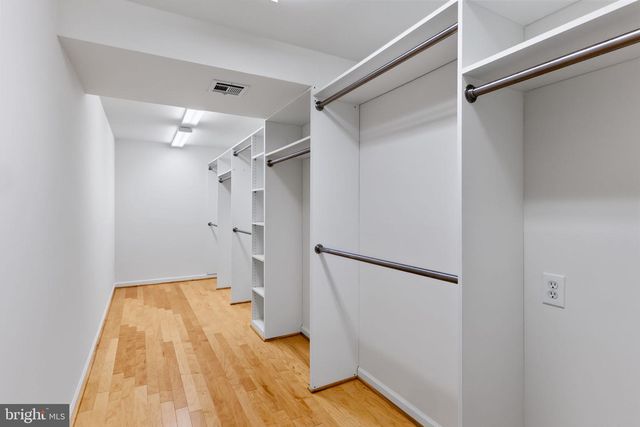 113 SUMMER WALK DR, Gaithersburg, MD 20878