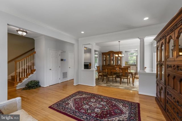 113 SUMMER WALK DR, Gaithersburg, MD 20878