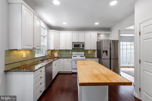 113 SUMMER WALK DR, Gaithersburg, MD 20878