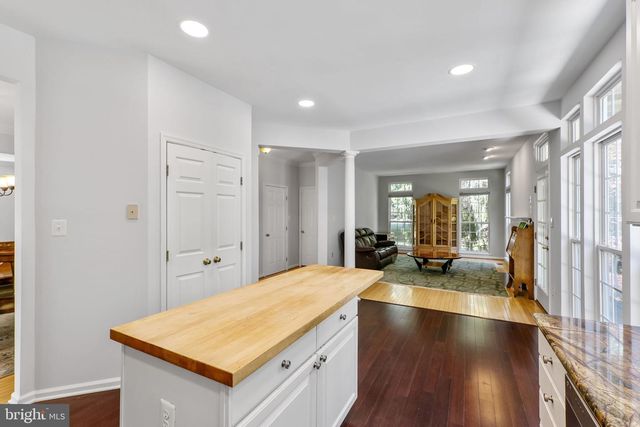 113 SUMMER WALK DR, Gaithersburg, MD 20878
