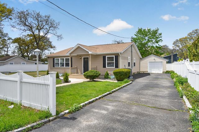 260 Lake Drive, East Patchogue, NY 11772