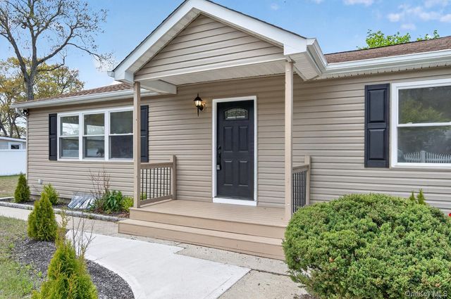 260 Lake Drive, East Patchogue, NY 11772