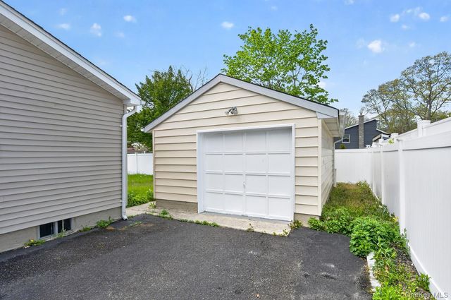 260 Lake Drive, East Patchogue, NY 11772