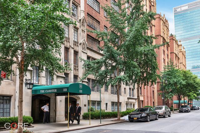321 E 43rd St Apt 109, New York City, NY 10017