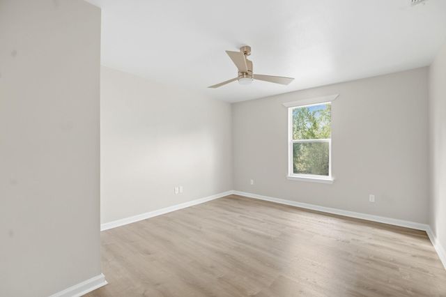 805 Haysel ST, Bastrop, TX 78602
