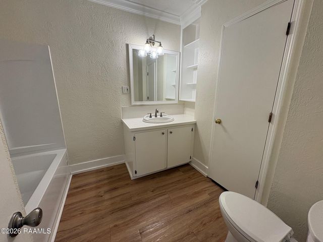 524 Cedar Crest Court, Lafayette, LA 70501