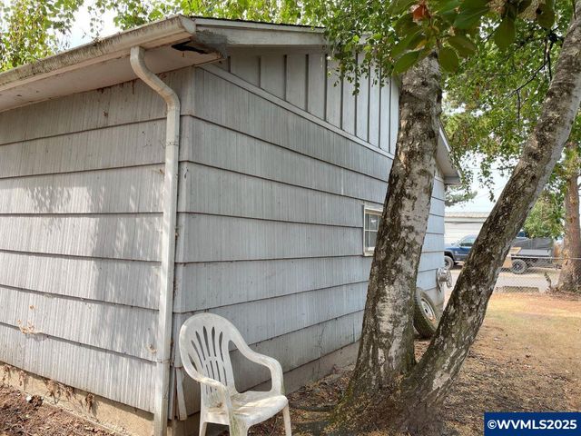 386 40th Pl SE, Salem, OR 97317