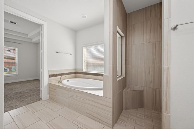 15410 Trumball Manor Drive, Humble, TX 77346