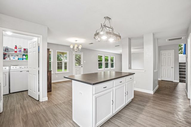 1220 Mockingbird Drive, Aubrey, TX 76227