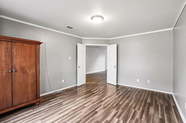 1220 Mockingbird Drive, Aubrey, TX 76227