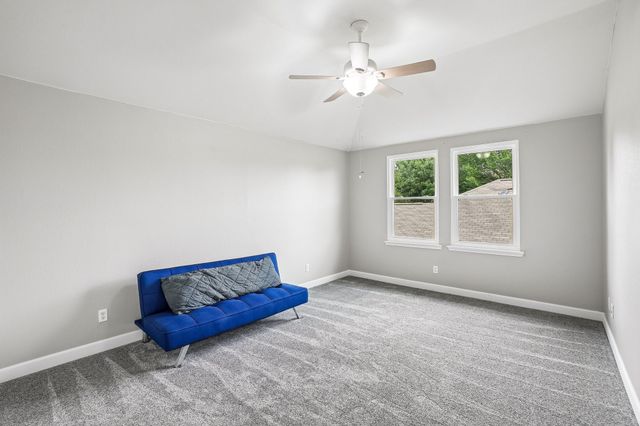 1220 Mockingbird Drive, Aubrey, TX 76227
