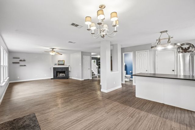 1220 Mockingbird Drive, Aubrey, TX 76227