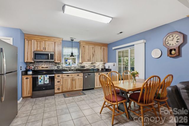 1118 Slate Ridge Road, Matthews, NC 28104