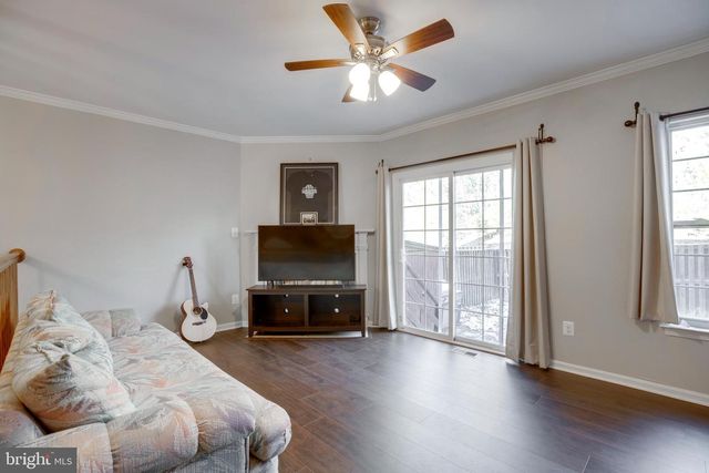 6808 COMPTON VALLEY PL, Centreville, VA 20121