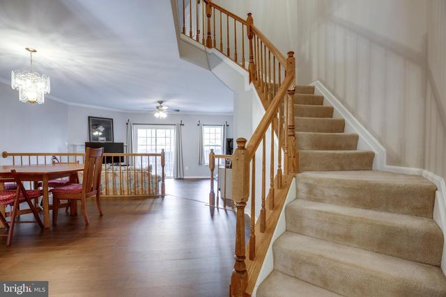 6808 COMPTON VALLEY PL, Centreville, VA 20121