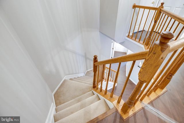 6808 COMPTON VALLEY PL, Centreville, VA 20121