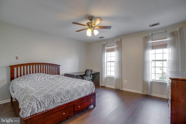 6808 COMPTON VALLEY PL, Centreville, VA 20121