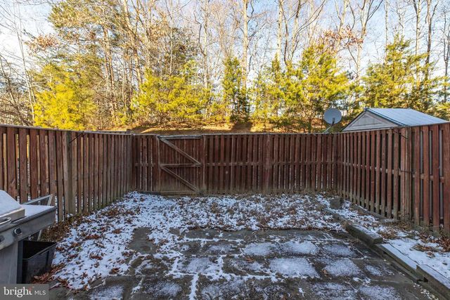 6808 COMPTON VALLEY PL, Centreville, VA 20121