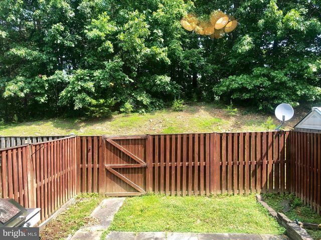 6808 COMPTON VALLEY PL, Centreville, VA 20121