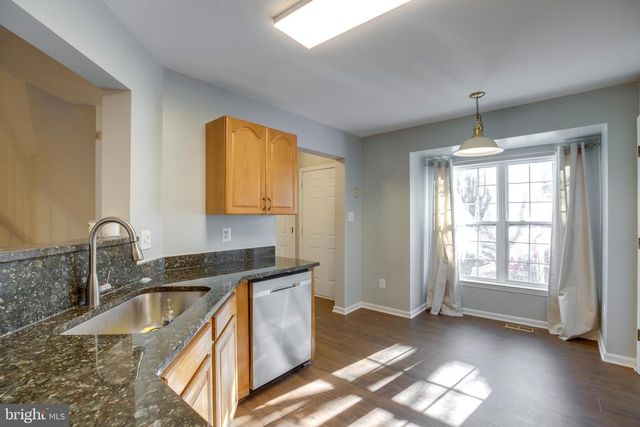 6808 COMPTON VALLEY PL, Centreville, VA 20121