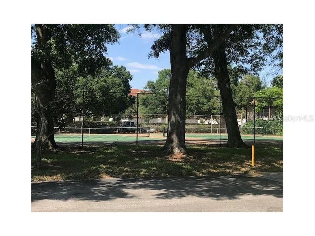 3282 S SEMORAN BOULEVARD 24, Orlando, FL 32822