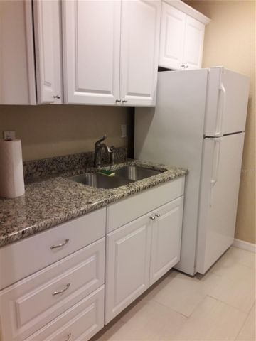 3282 S SEMORAN BOULEVARD 24, Orlando, FL 32822