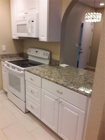 3282 S SEMORAN BOULEVARD 24, Orlando, FL 32822