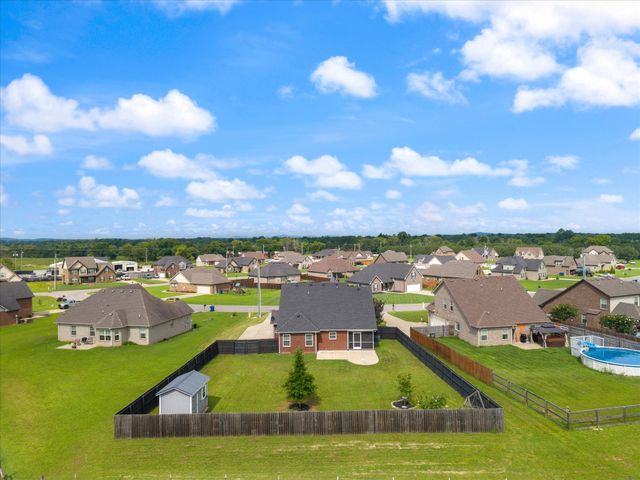 7931 Peridot Cir, Murfreesboro, TN 37127