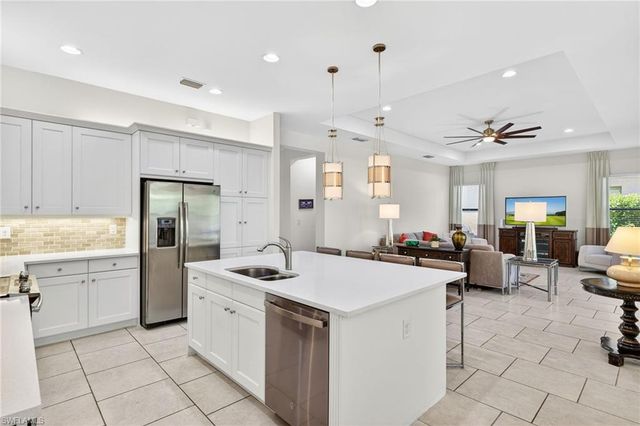 11572 Stonecreek CIR, Fort Myers, FL 33913