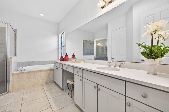 11572 Stonecreek CIR, Fort Myers, FL 33913