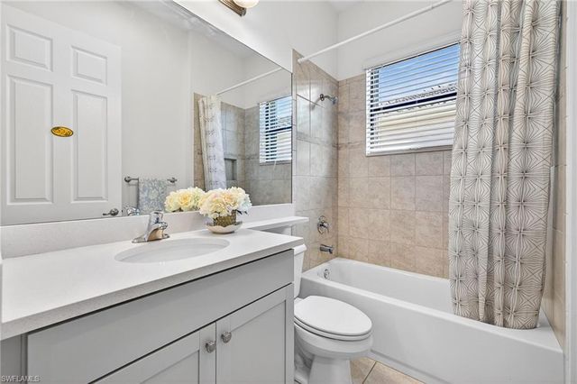 11572 Stonecreek CIR, Fort Myers, FL 33913