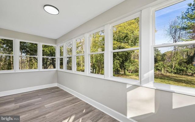 246 BRIAR HILL LN, Woodbury, NJ 08096