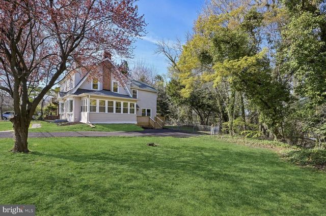 246 BRIAR HILL LN, Woodbury, NJ 08096